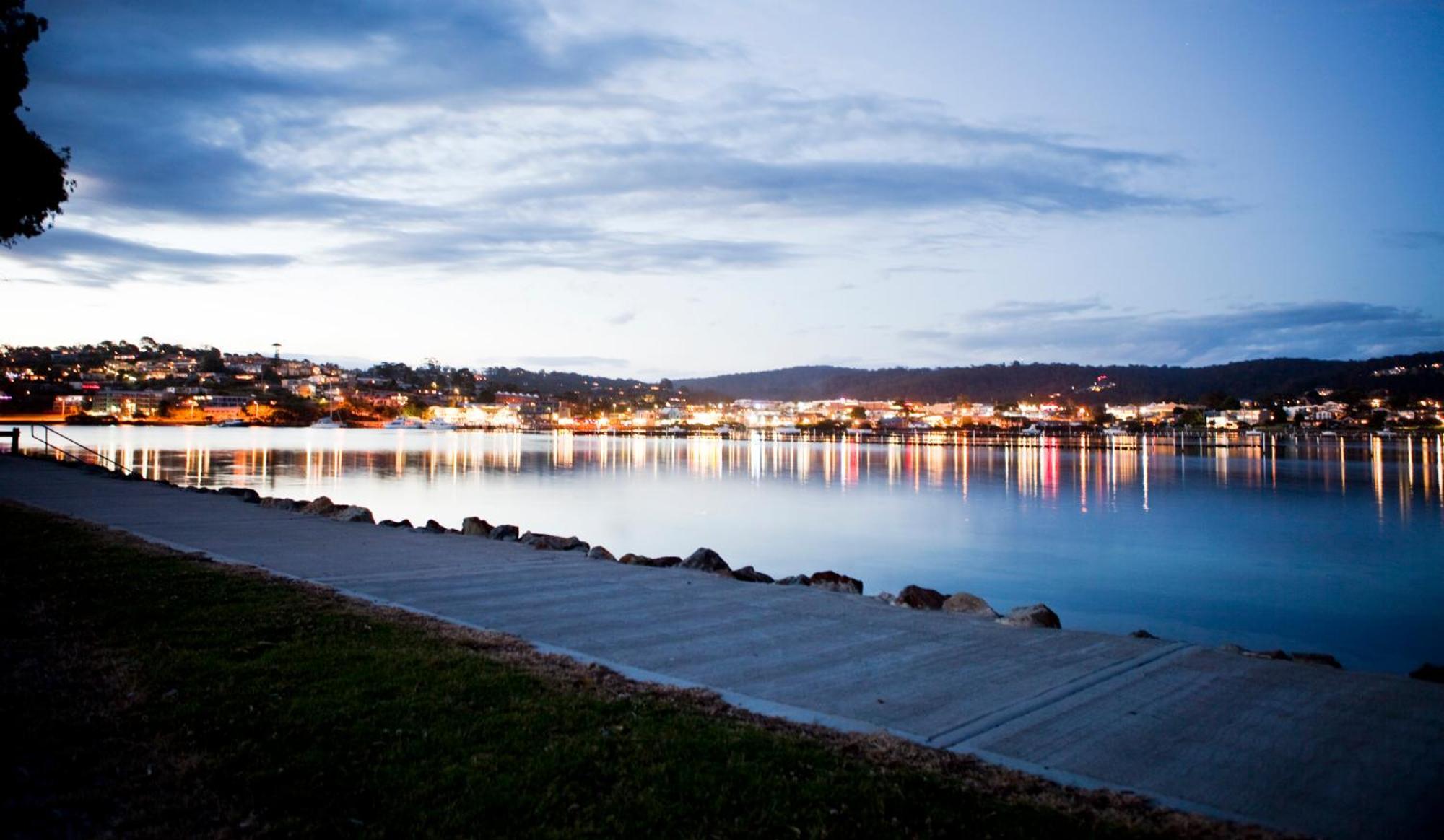 The Retreat Lakeside Меримбула Екстер'єр фото